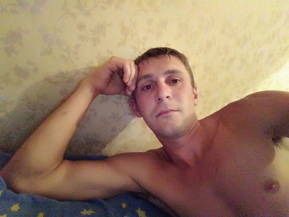  9817099  , 40 ,    