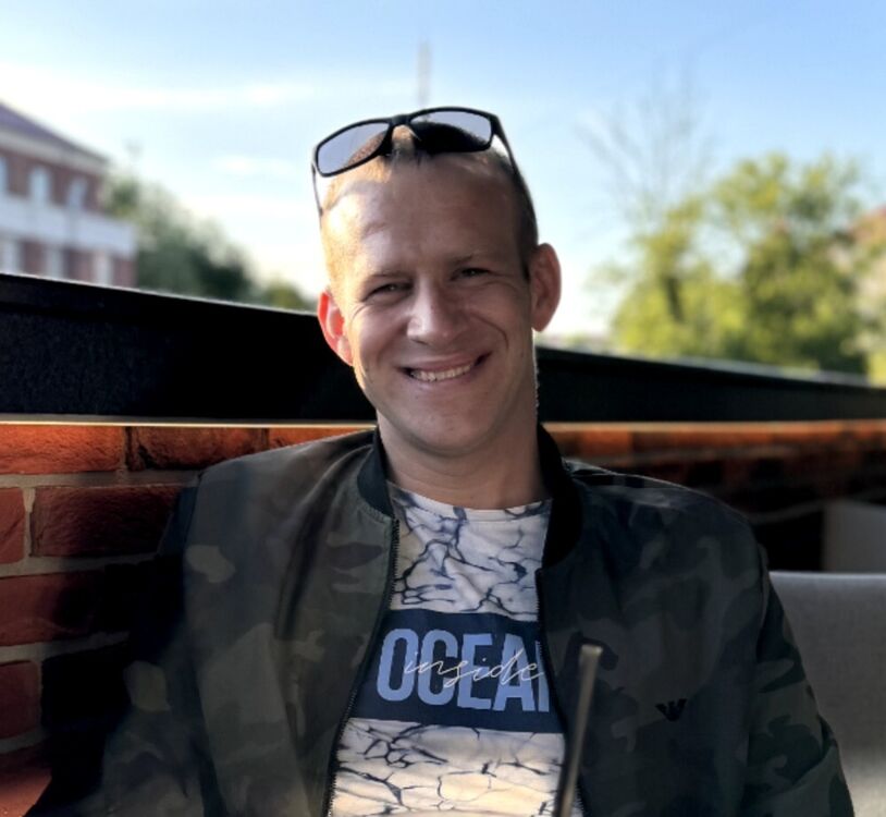 ���������� �����������, ���� ������� Robert, 37 ���, ������������ ��� ������, ����� � ���������