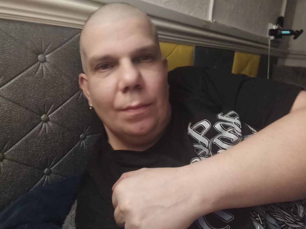  51795039  Robert, 43 ,    Cookham