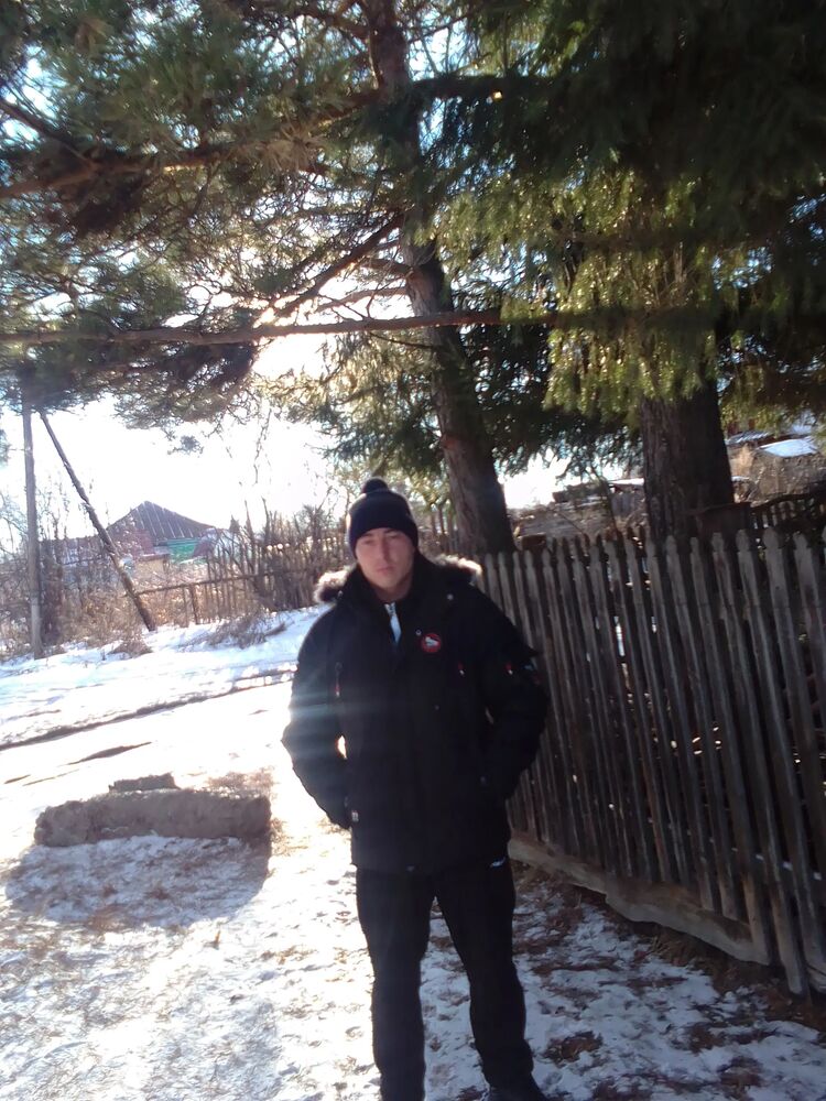  48930559  Vlad, 32 ,    