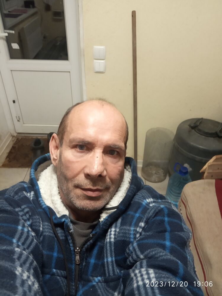  40027639  , 64 ,    