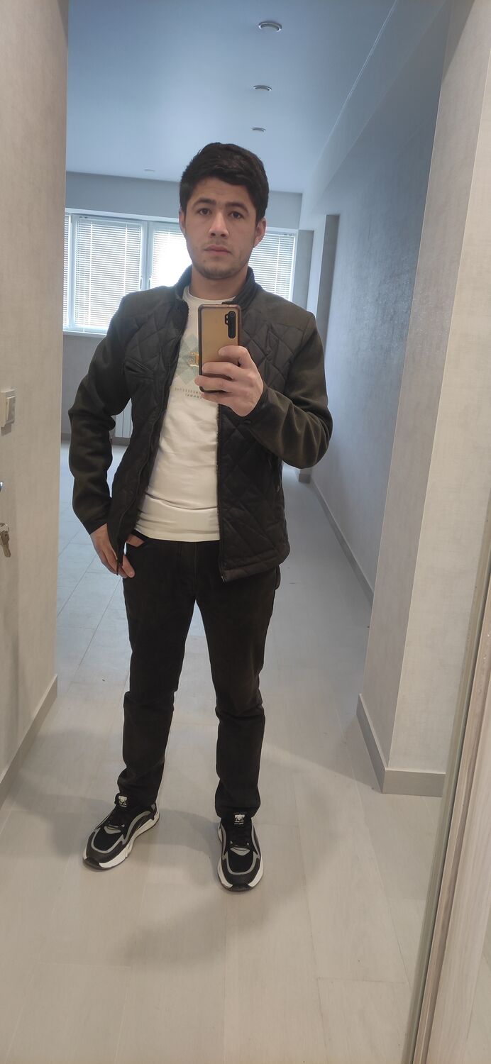  29883679  Ilxom, 29 ,    -