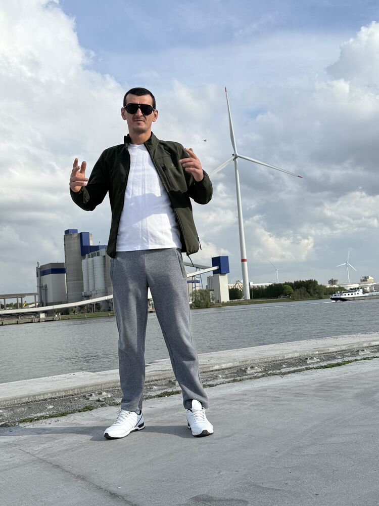  Ciecierzyn,   Levani, 34 ,   ,   