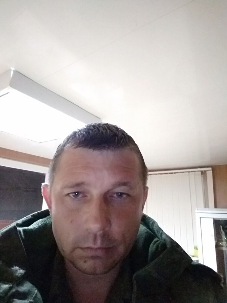  9946699  , 43 ,    