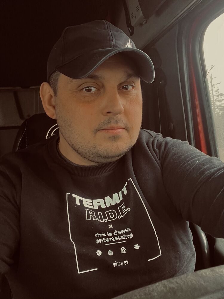  53305629  , 39 ,    -