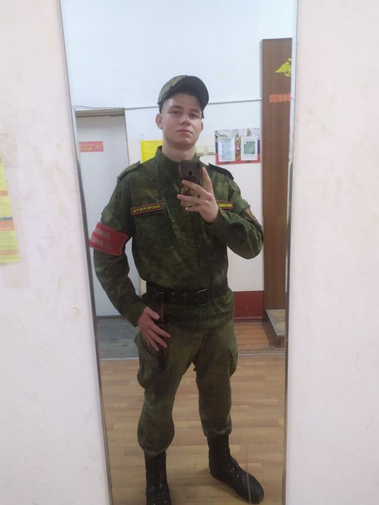  42518139  , 21 ,    