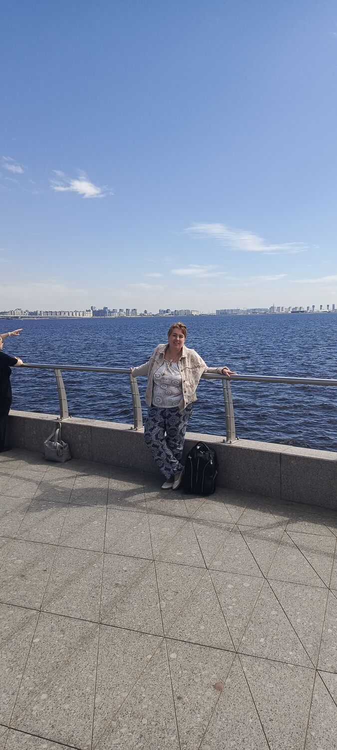  45077929  Natali, 62 ,    
