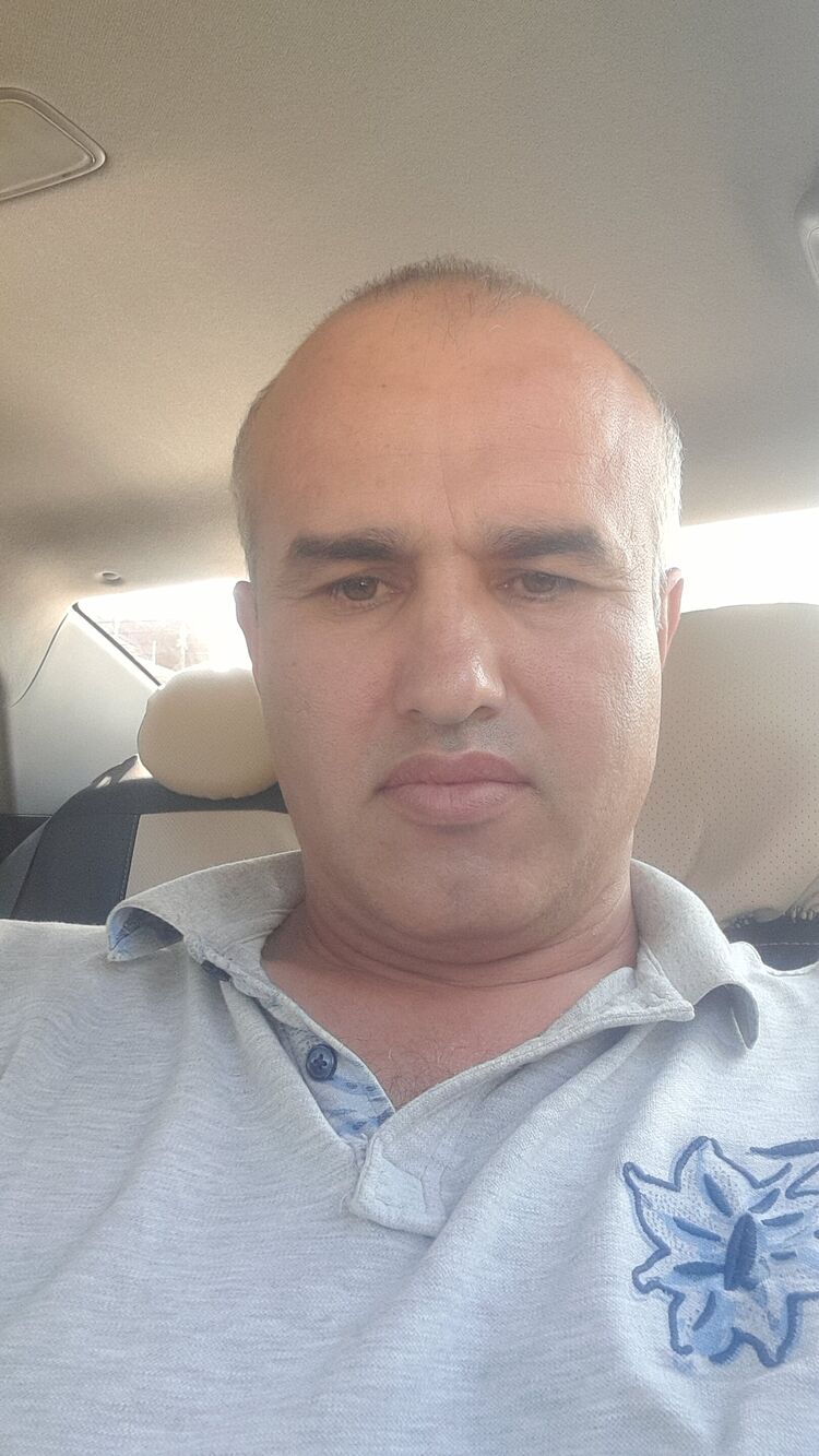  44643349  Sukhrob, 40 ,    