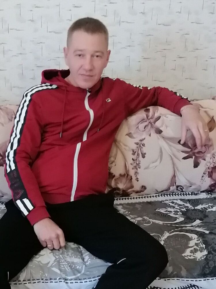  46642739  , 42 ,    