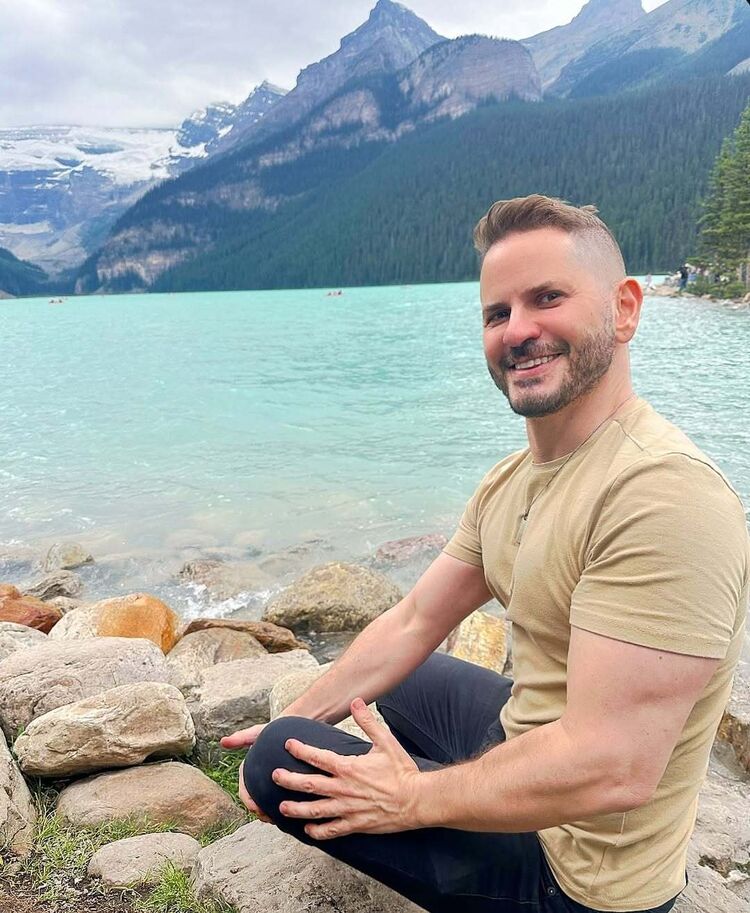  53902929  , 33 ,    -