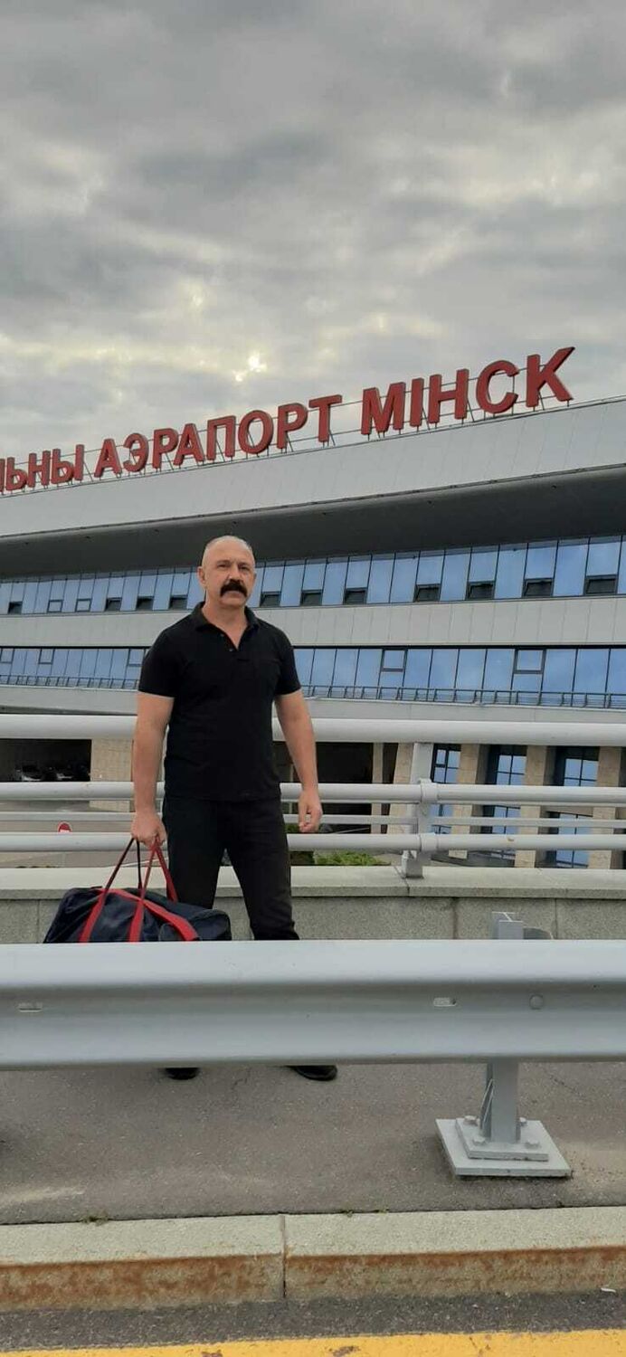  25312409  Sabir, 57 ,    