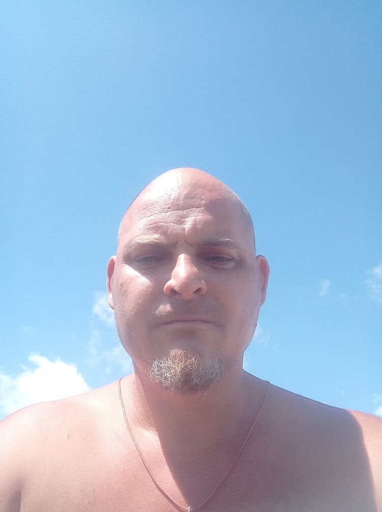  43972509  , 41 ,    