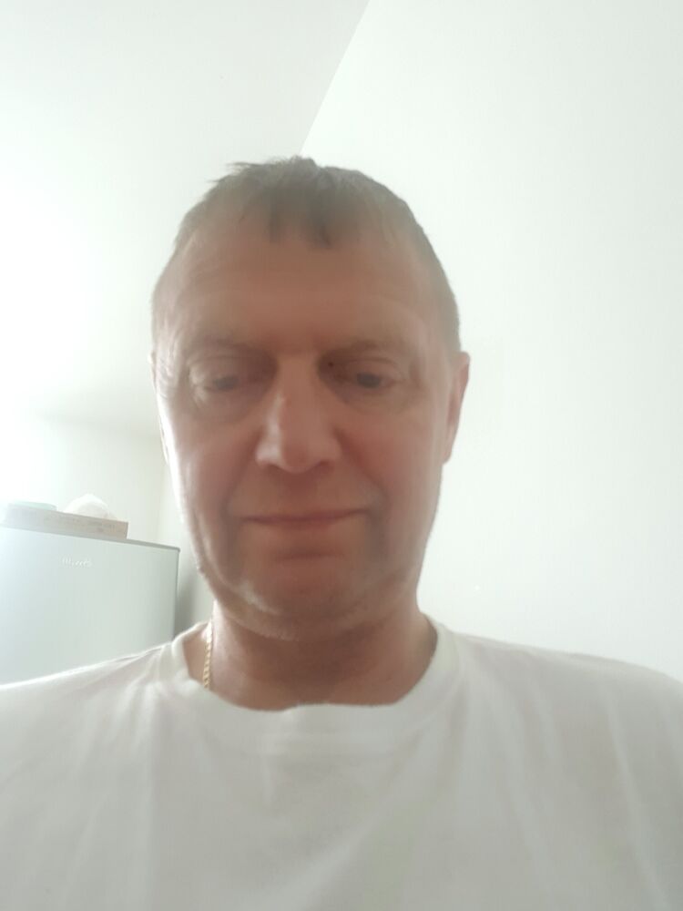  Abbots Langley,   Miha, 53 ,   ,   