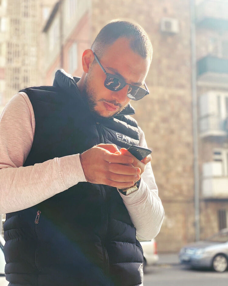 ���� 32991379 ������� Narek, 28 ���, ���� ���������� � �������