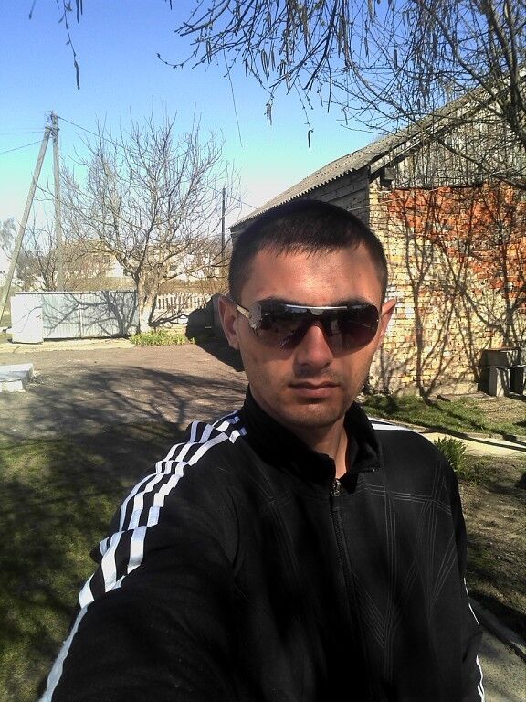  12967489  Vasya, 33 ,    