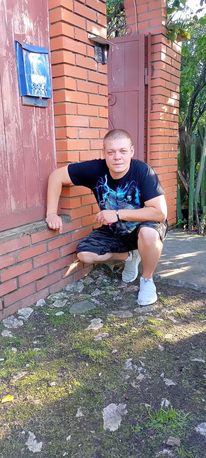  46257579  , 37 ,    