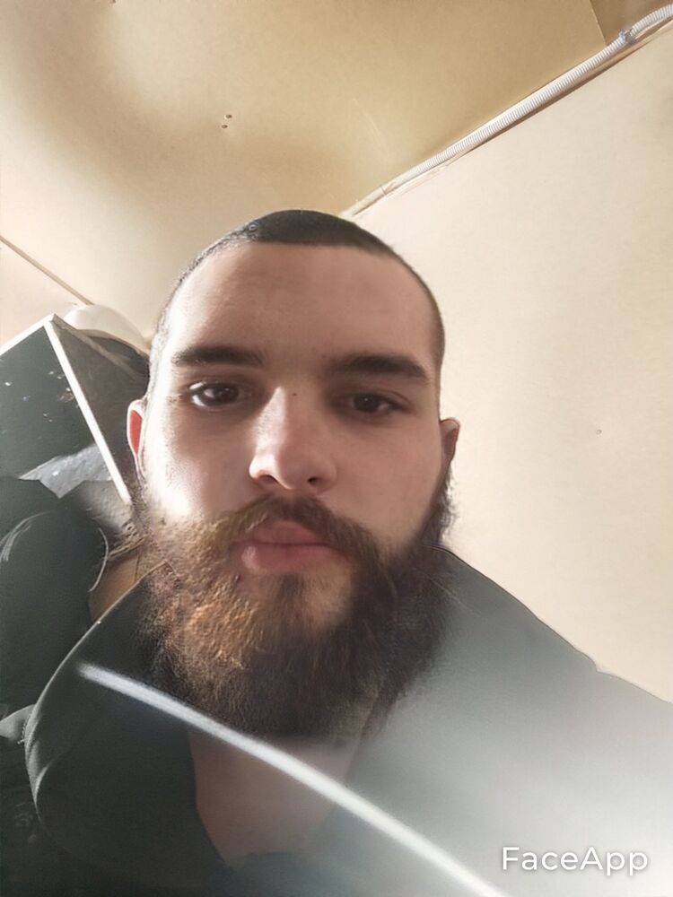  42022529  Kirill, 23 ,    