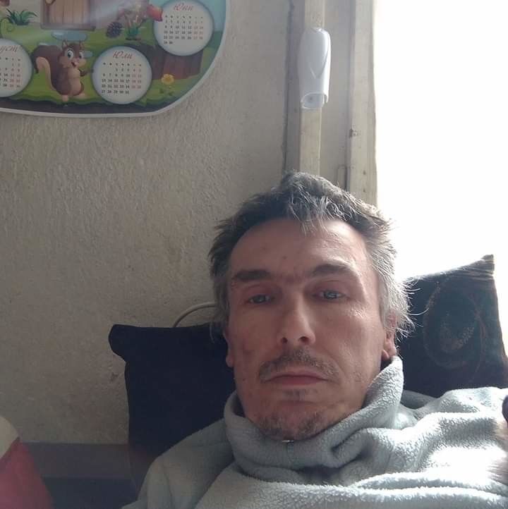  19659779  Nikolai, 44 ,    
