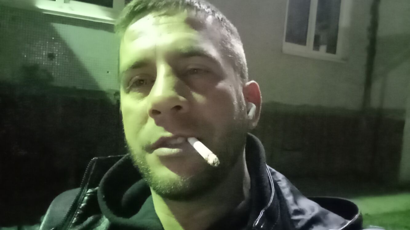  ,   Anton, 35 ,   ,   , c , 