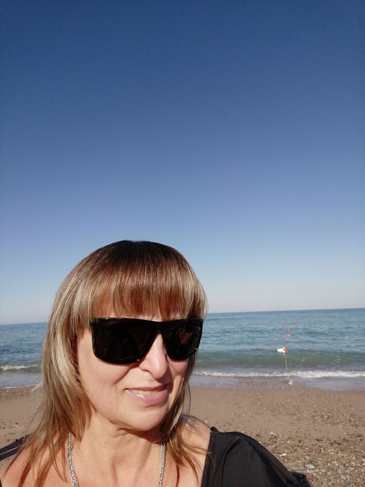  ,   Irina, 52 ,   c 