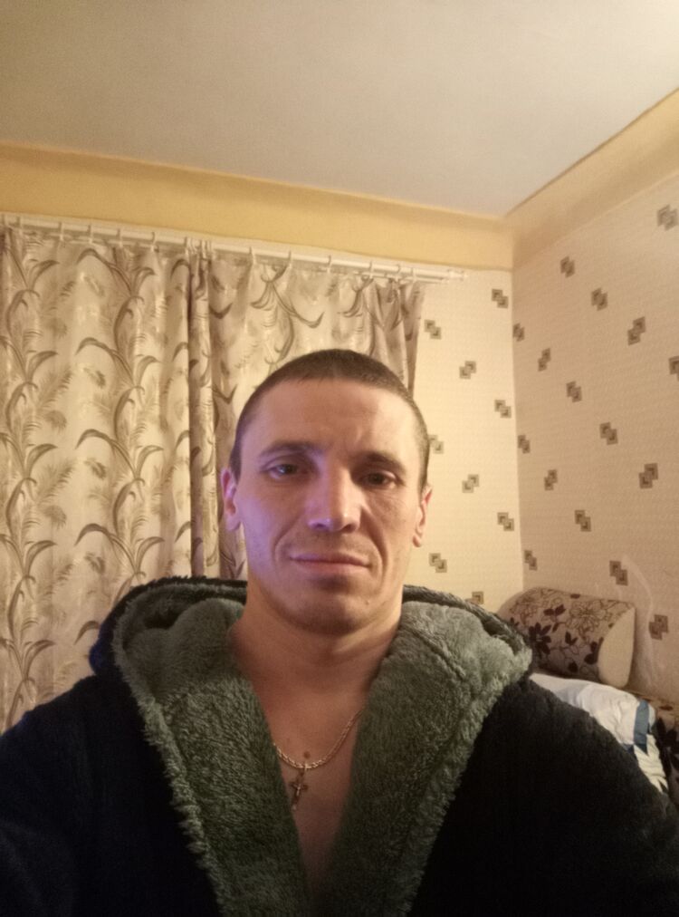  48087029  , 37 ,    