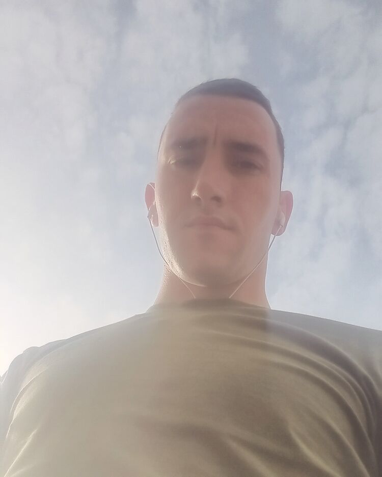  41540879  , 26 ,    
