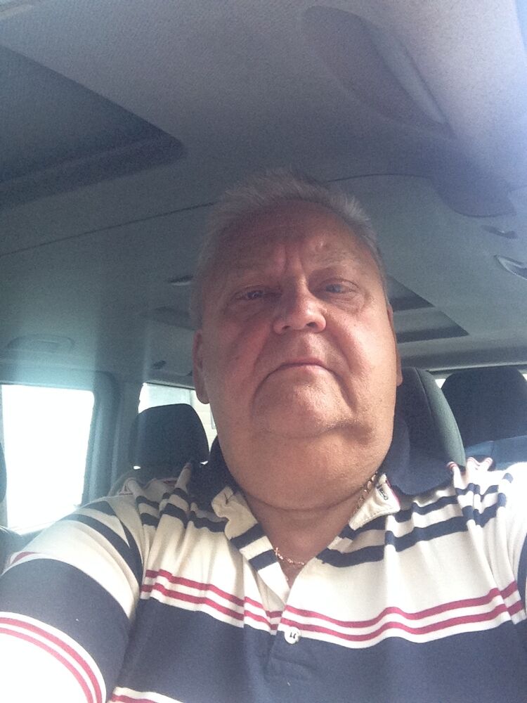  25114879  Mihail, 63 ,    