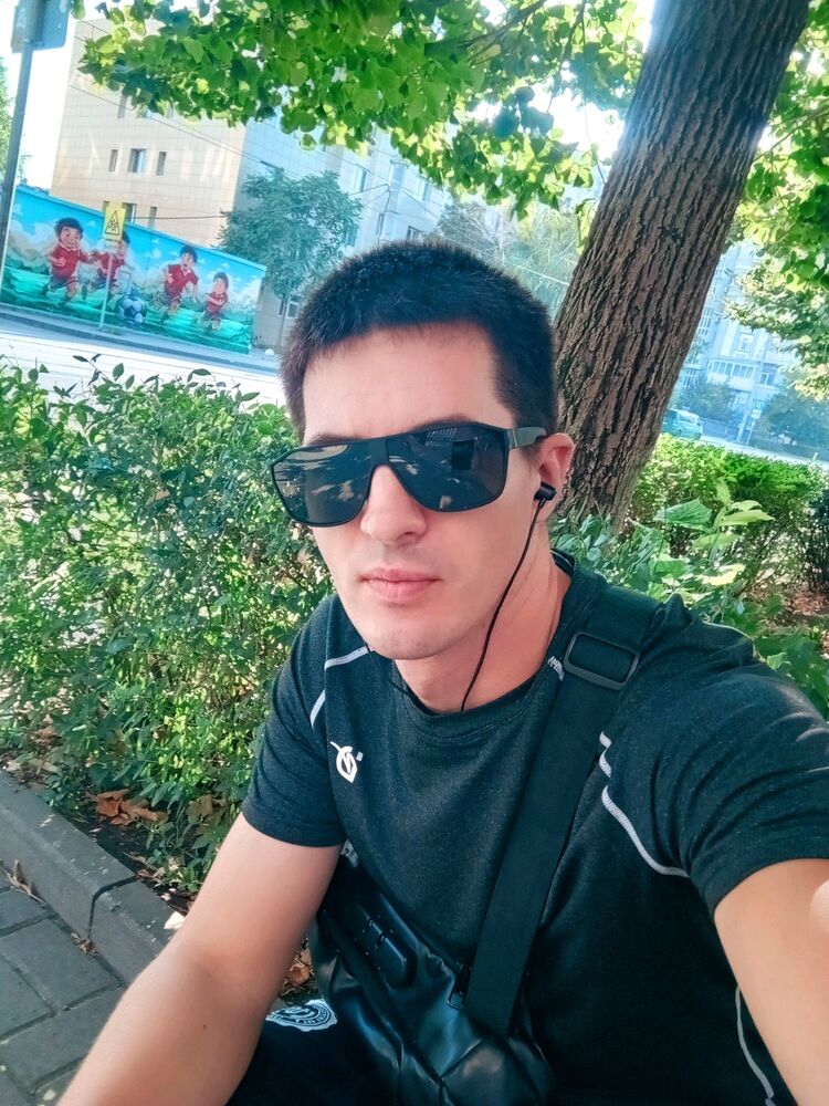  48206509  Nikolaj, 37 ,    --
