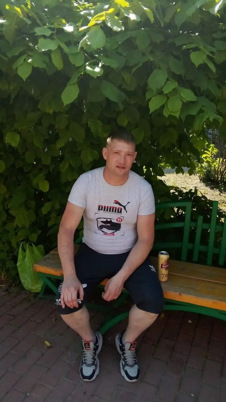  49788159  , 37 ,    
