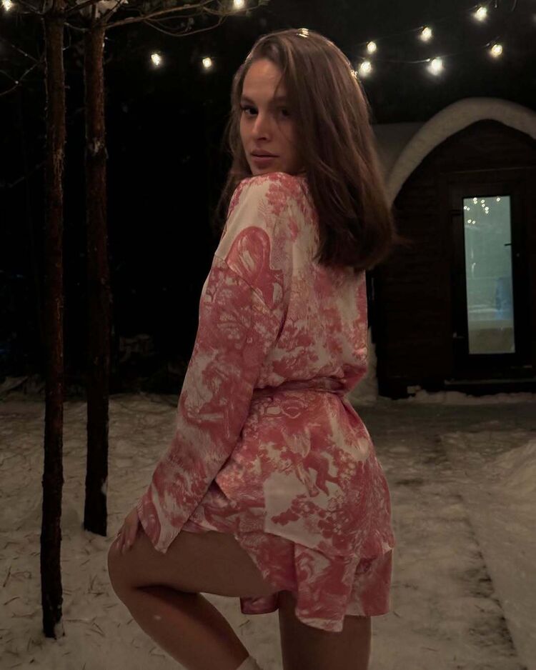  ,   , 26 ,   ,   
