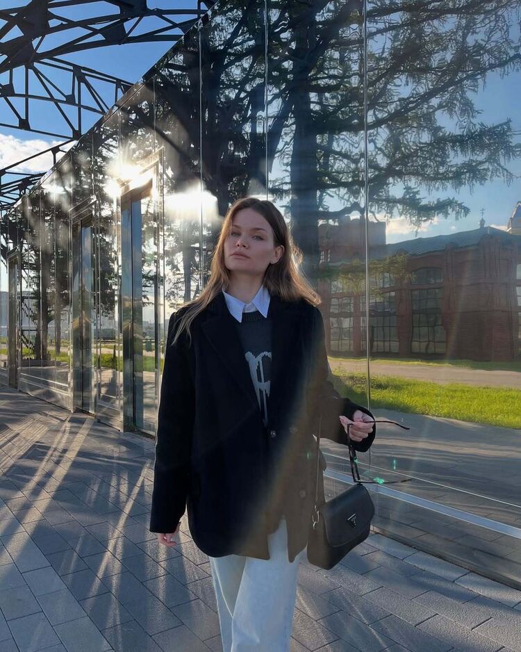  51636399  , 31 ,    --