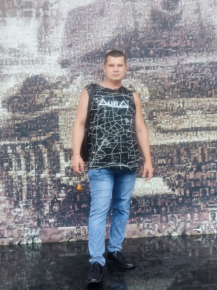  45696049  , 44 ,    