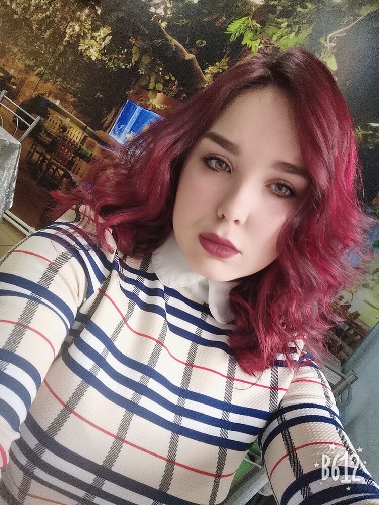  ,   Miroslava, 25 ,   ,   