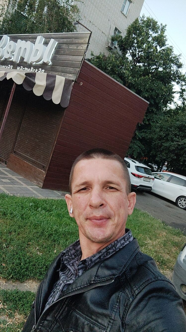  52667389  , 40 ,    