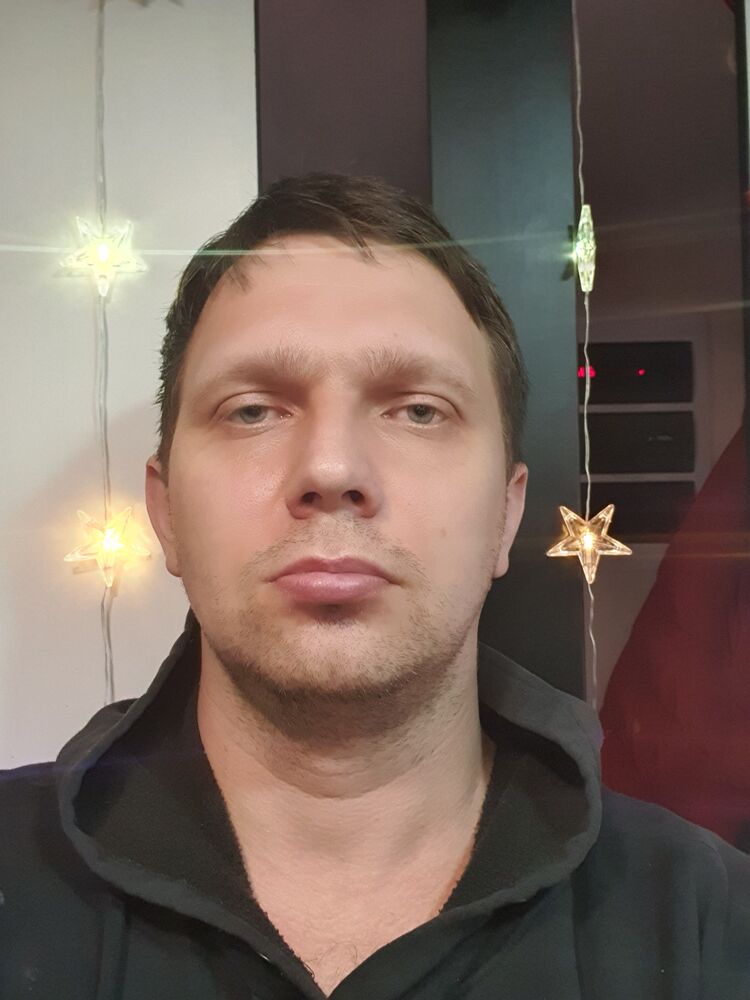  40456449  , 35 ,    
