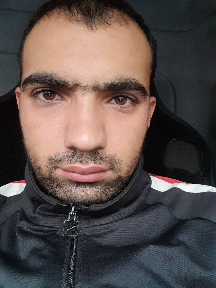  ,   Martin, 25 ,   ,   