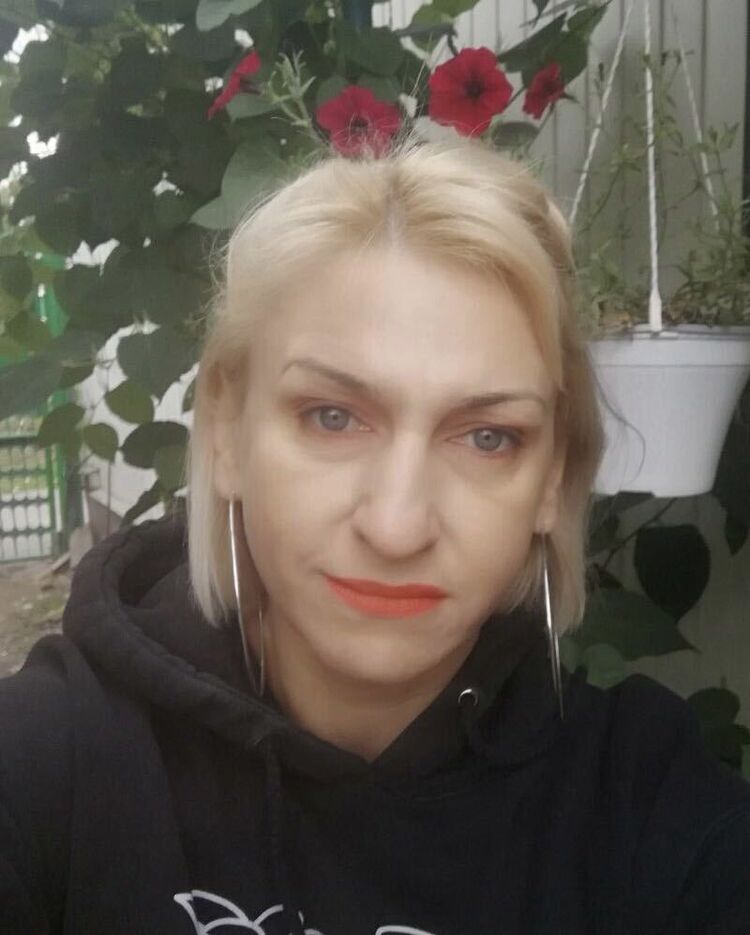  46077909  , 52 ,    