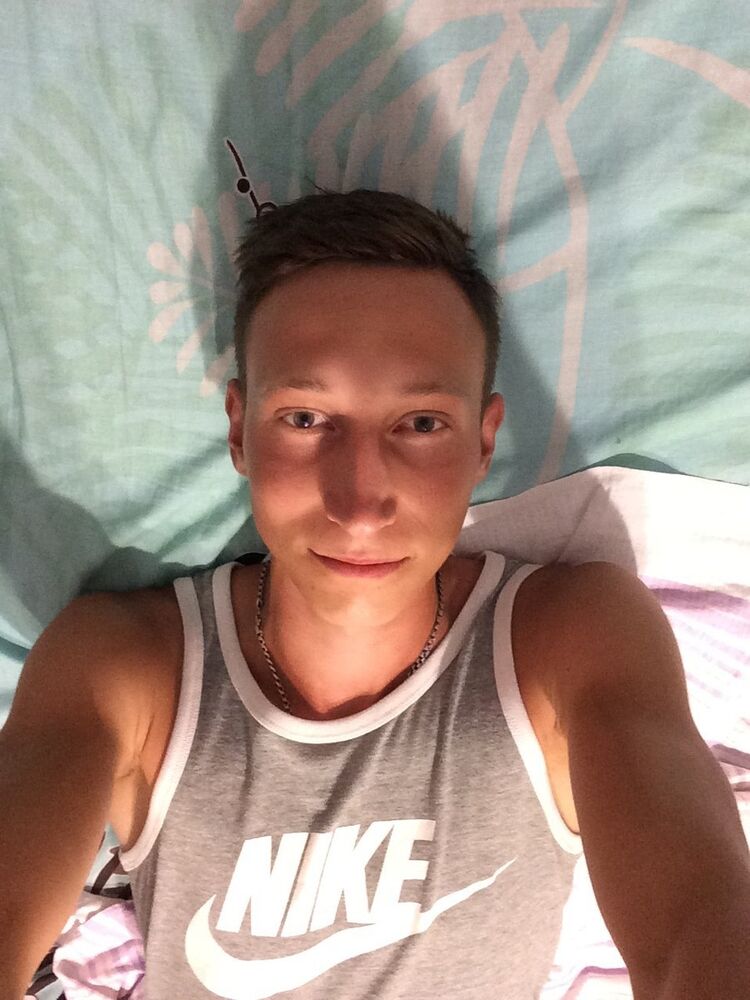  9167049  Dmitriy, 32 ,    