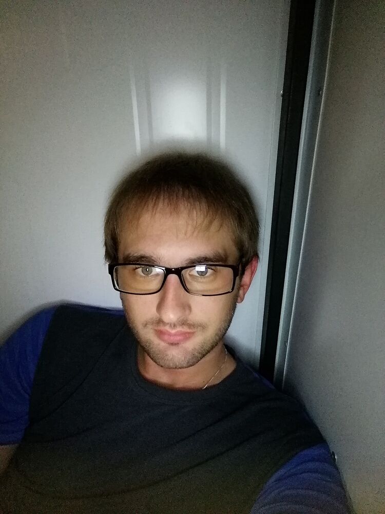  32496579  , 28 ,    