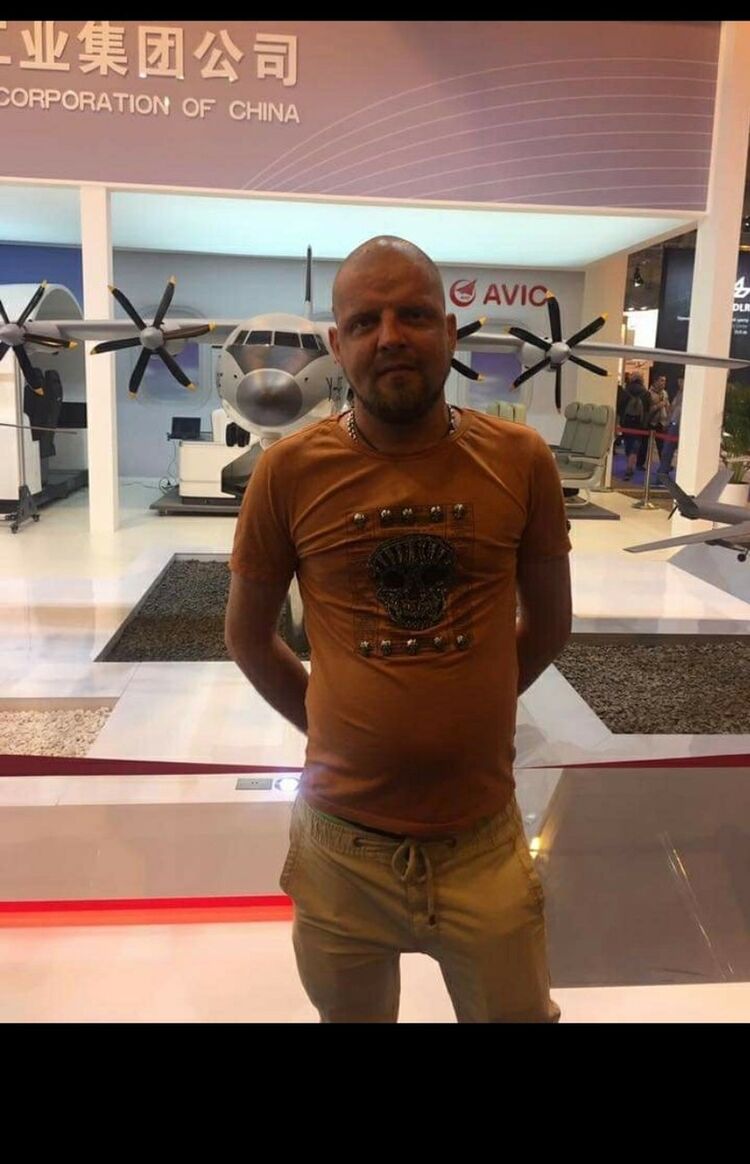  16075859  , 42 ,    