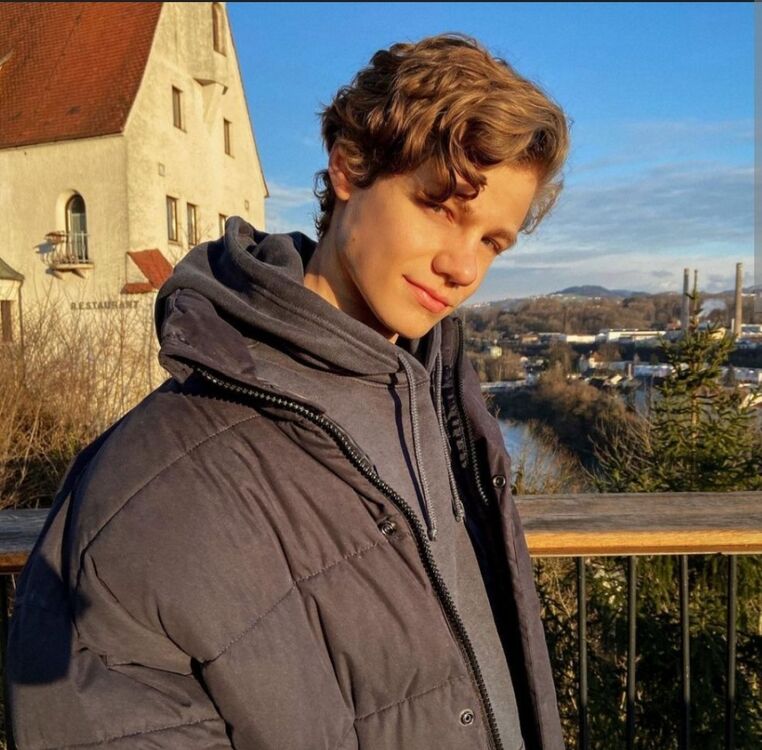  ,   , 18 ,   ,   