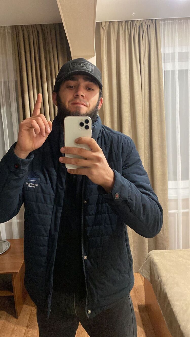  29425689  Murad, 27 ,    