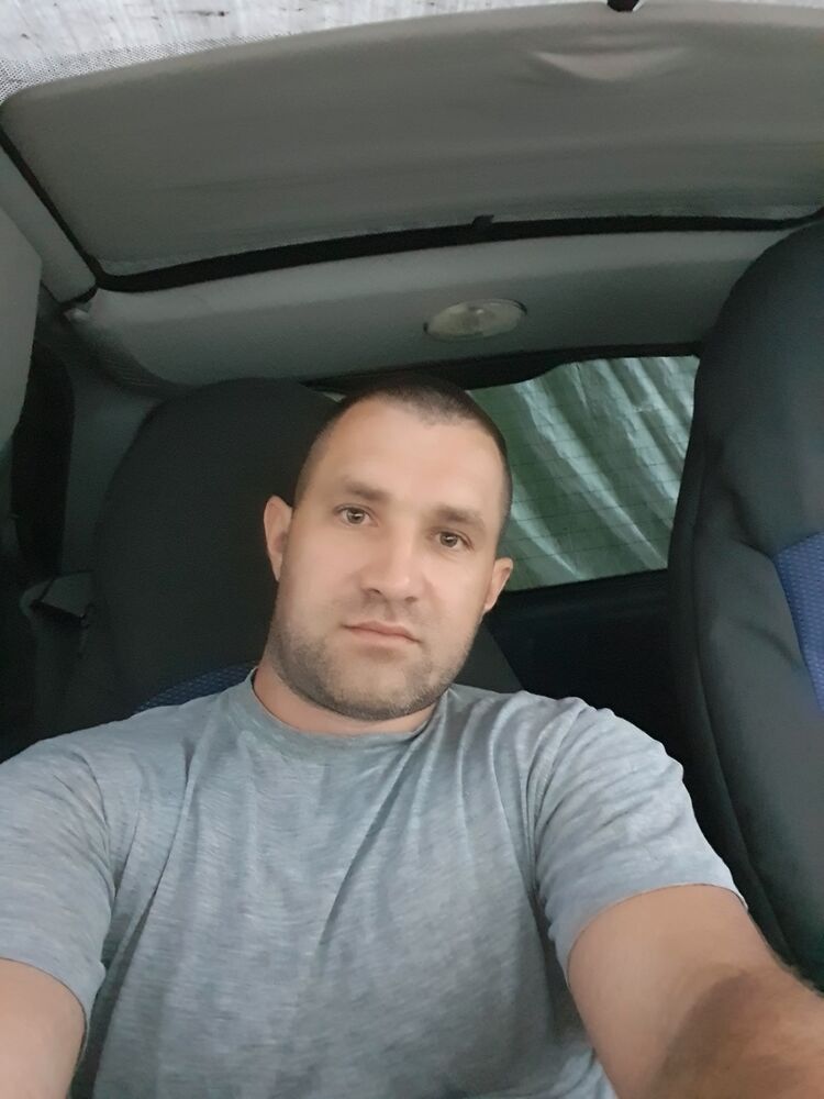  52919809  , 38 ,    