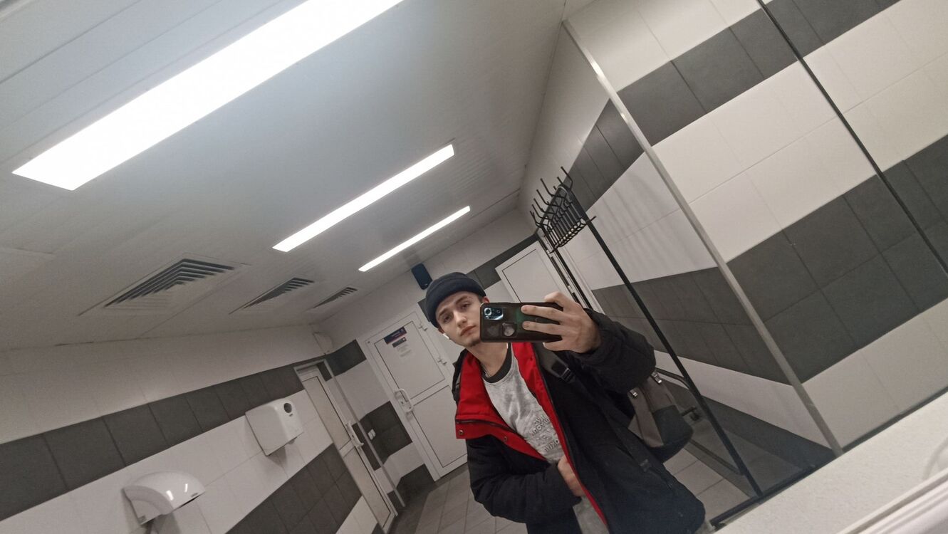  ,   Daniil, 19 ,   ,   