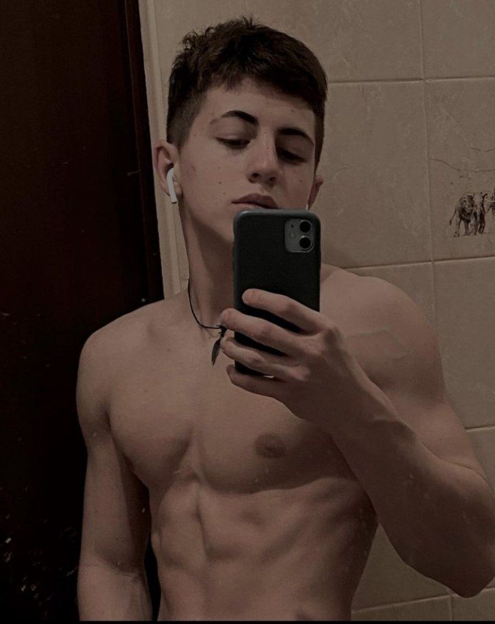  29483679  , 21 ,    