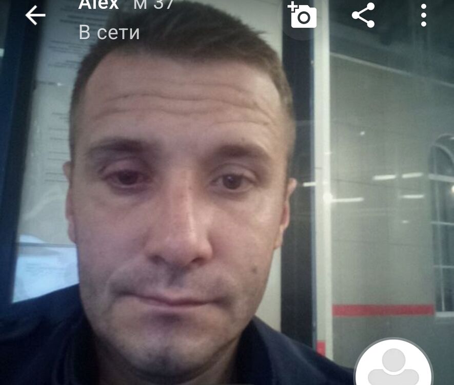  -,   Alex, 37 ,   ,   