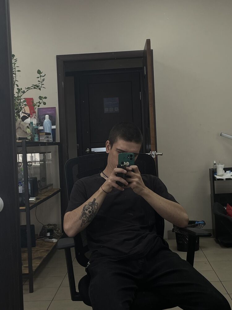  44699479  , 24 ,    