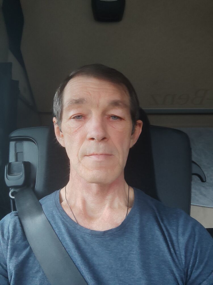  42436599  , 57 ,    