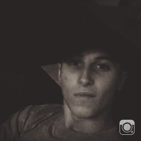  12984069  Borzota, 27 ,    