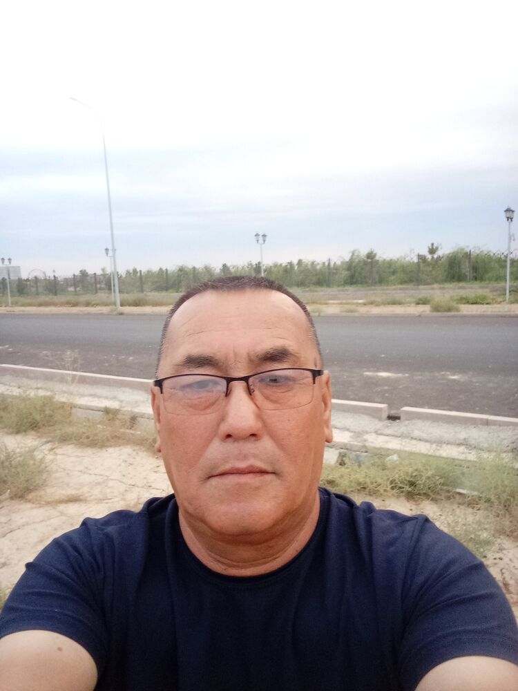  37227129  , 54 ,    